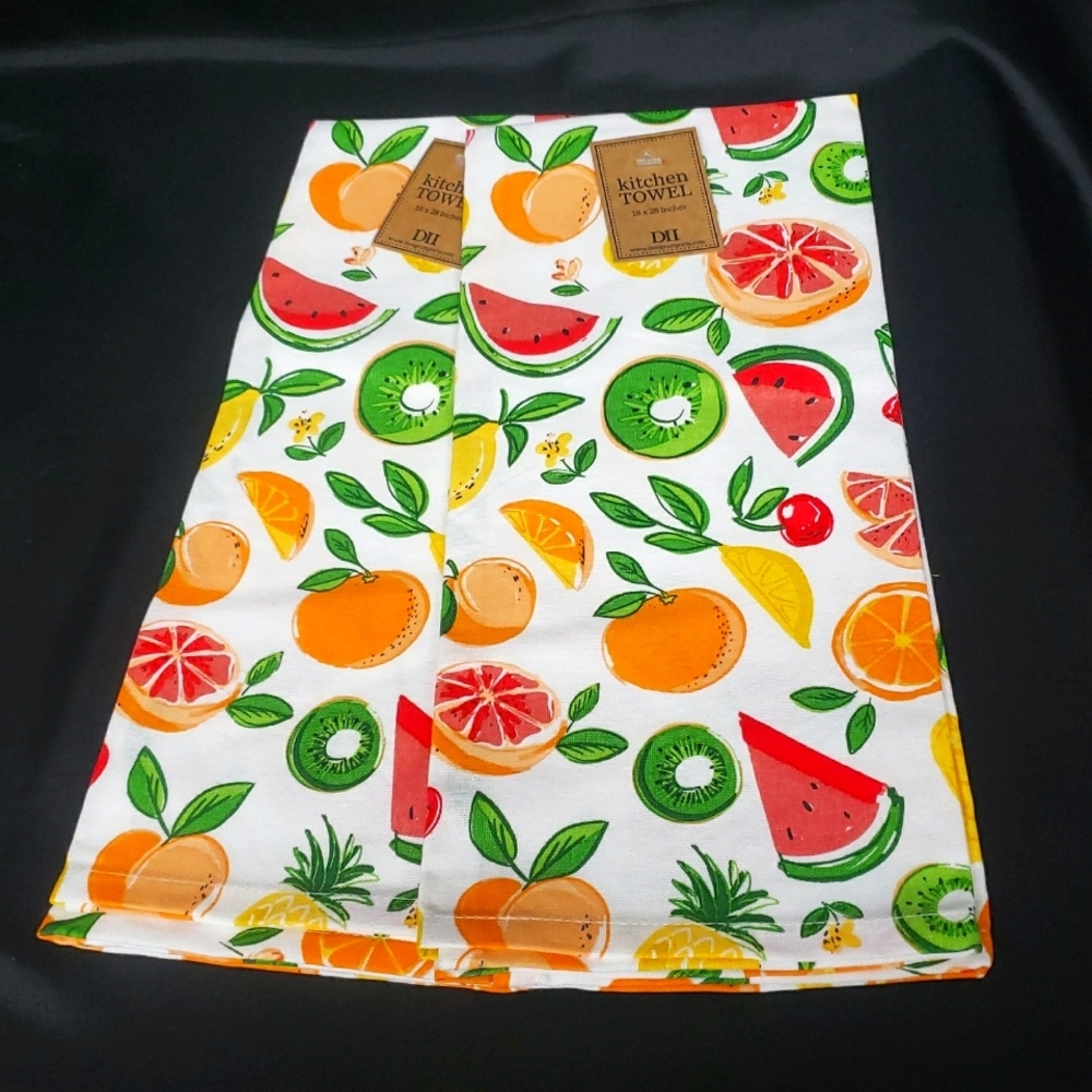 Design Imports NWT 100% Cotton Kitchen Towel Set/2 with Fruits Design
